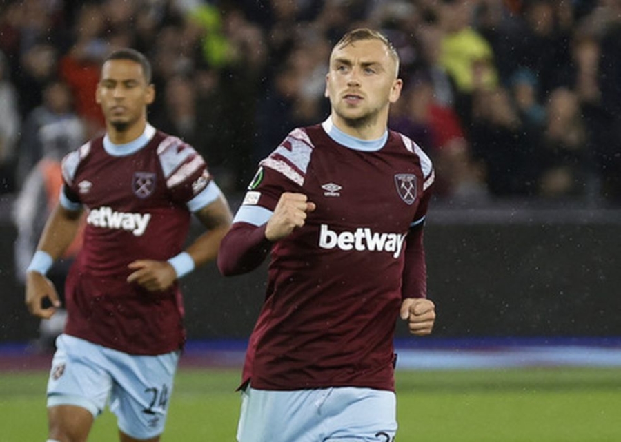 "West Ham United" struggled against the Romanians, "Nice" and "Koln" shared a point