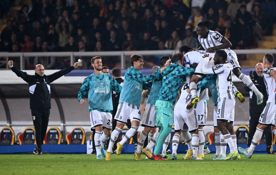 Juventus" again kept a "clean sheet" and secured their eighth consecutive victory