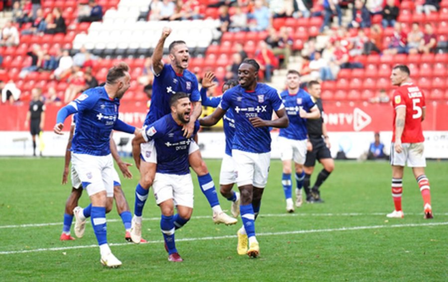 Unbelievable matches in "League One" championship: 4 goals were scored in added time.