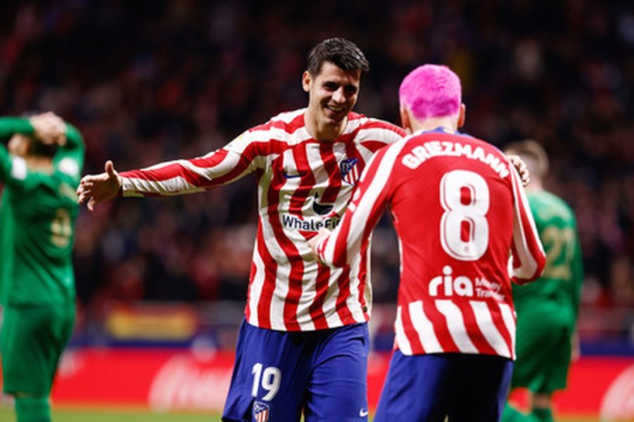 See for yourself: having found out about earned goal A. Morata miraculously healed