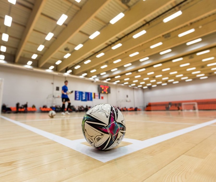 In the debut girls' futsal championship - a secure start for 3 teams