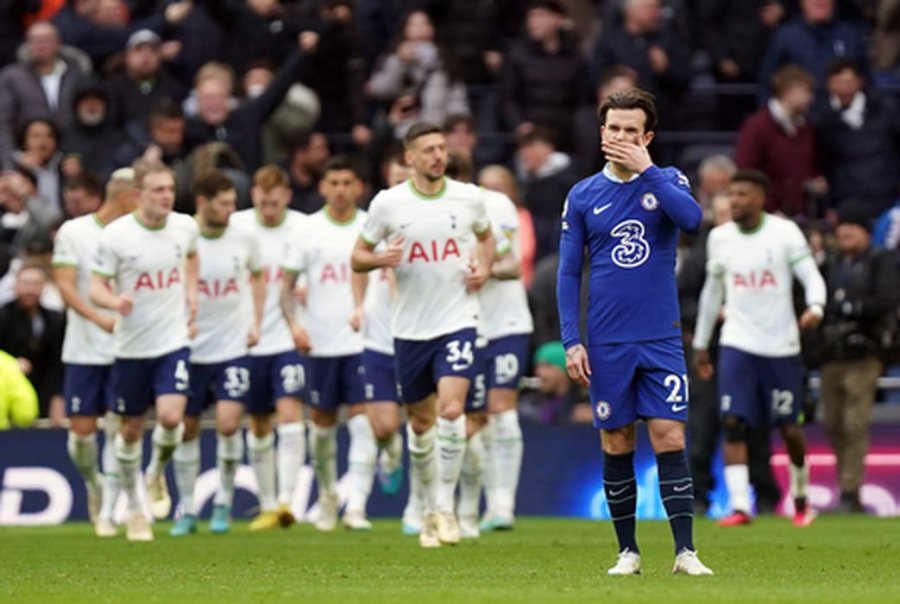 In the passionate London derby, "Tottenham" suffered another loss to "Chelsea