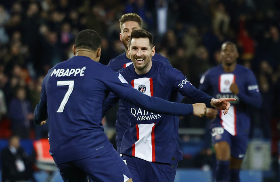 The team of PSG, who turned the game around with two goals, won against "Nantes