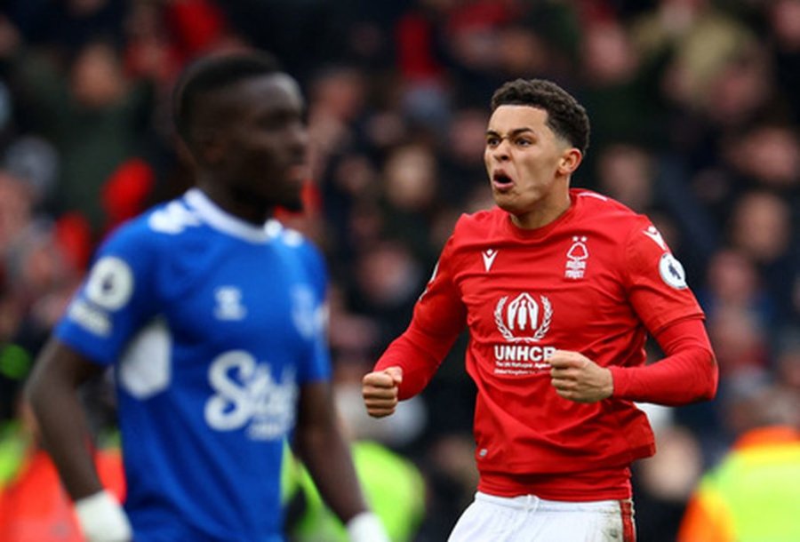 Nottingham Forest" and "Everton" share a point