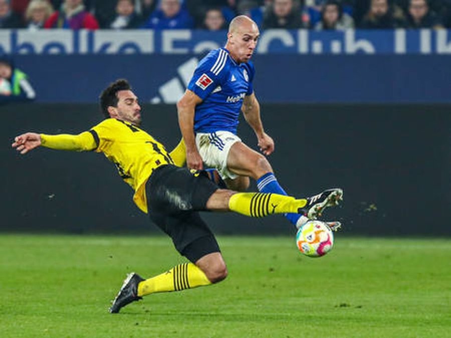 In the principle derby - "Schalke" and "Borussia" end in a draw