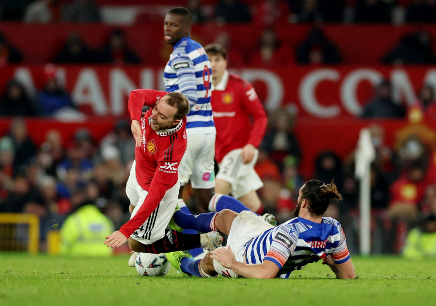 C. Eriksen took advantage of the national team break for extra work at the "Man Utd" center