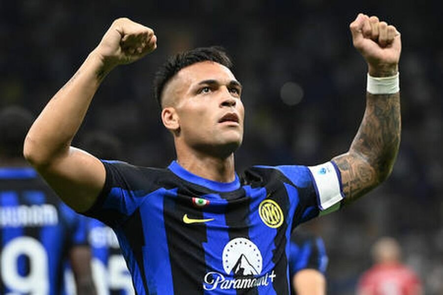 Productive L. Martinez helped "Inter" defeat "Monza