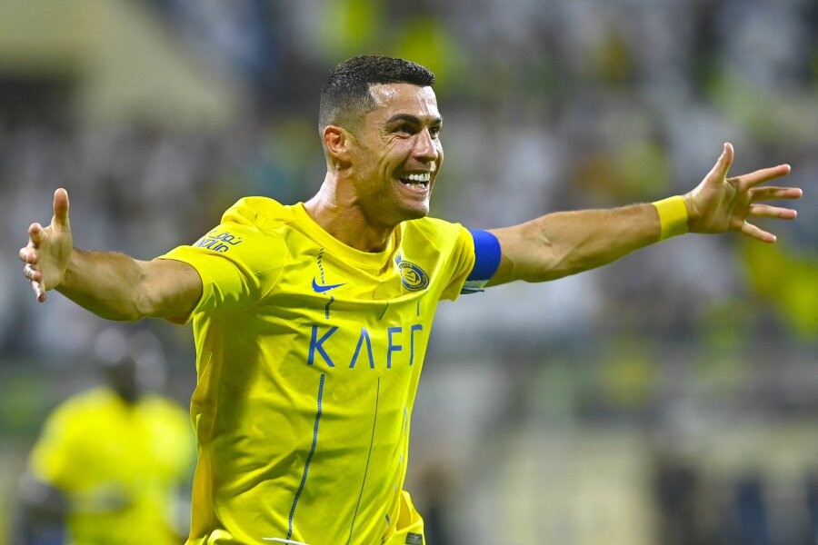 C. Ronaldo wanted to extend the contract with "Al Nassr