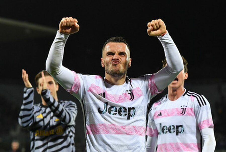 In the Italian Serie A league - "Turin's Juventus" victory against the "Fiorentina" club.