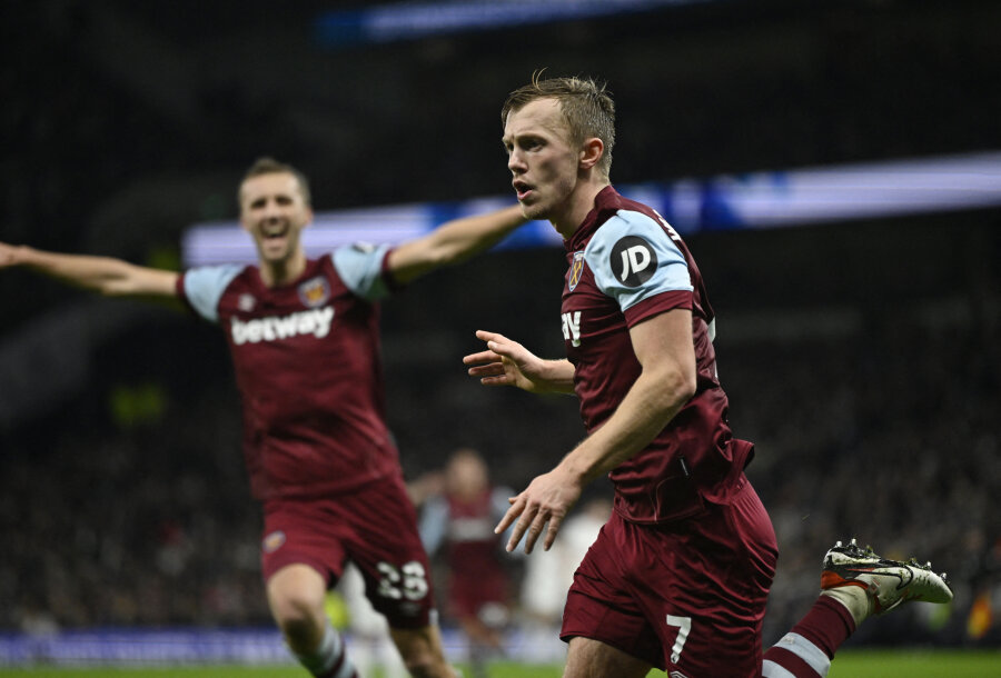 Tottenham" failed to hold on to lead against "West Ham