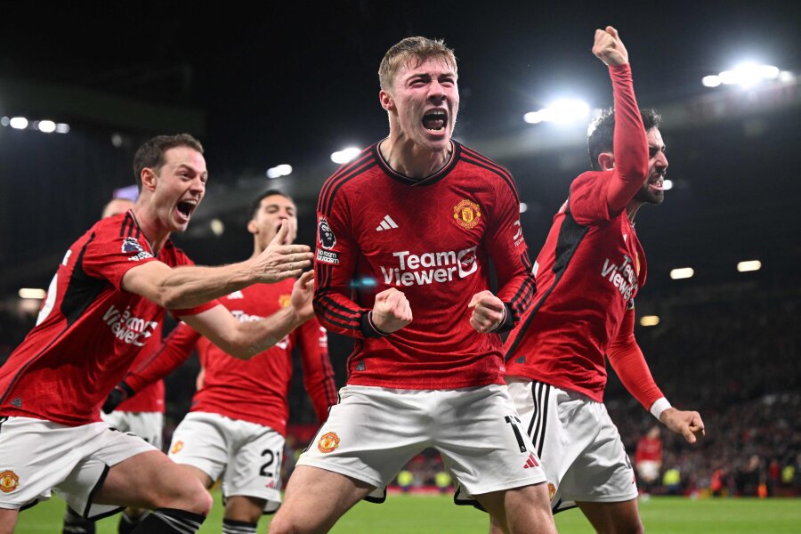 R. Holland's first goal in the Premier League defeated Man Utd's victory against Aston Villa