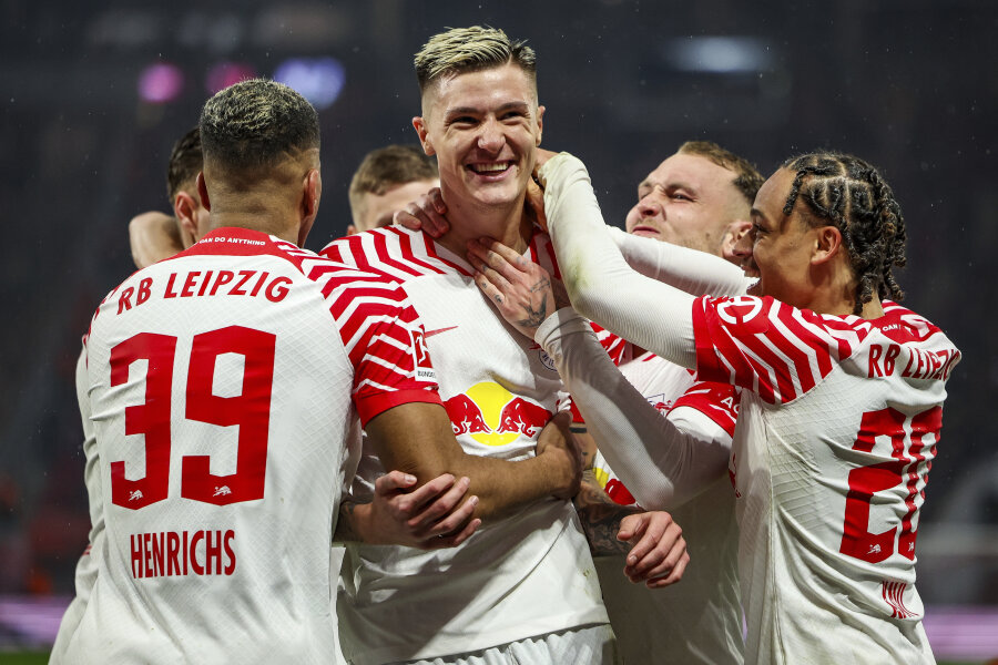 In Germany - relaxed "RB Leipzig" and Berlin's "Union" risking relegation with uncertain matches