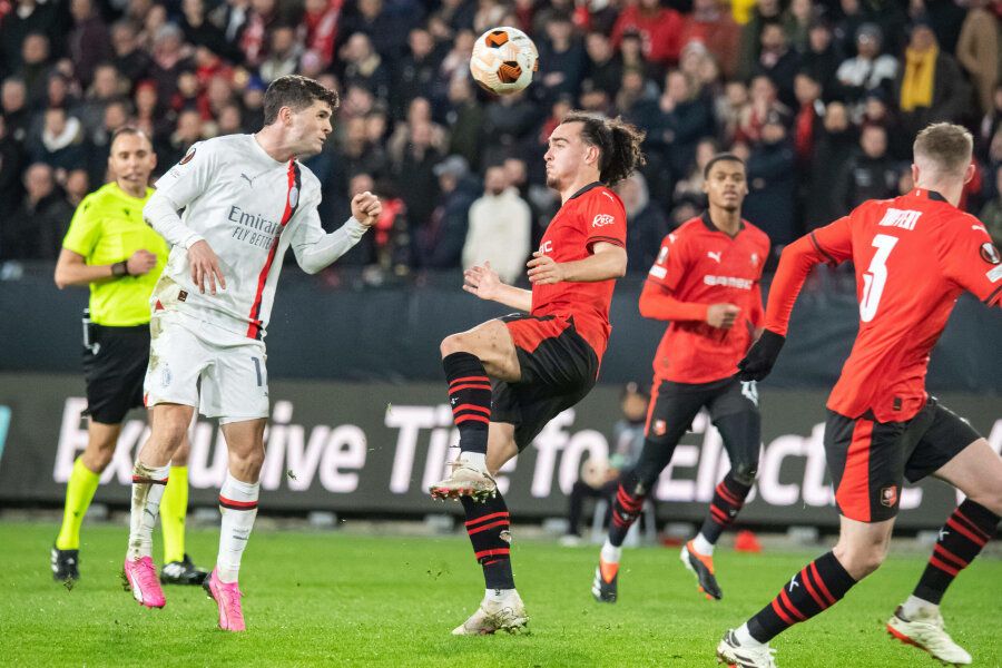 Europa League: "AC Milan" lost, but advanced to the quarterfinals