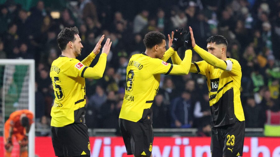 Dortmund's "Borussia" doesn't give up fourth place