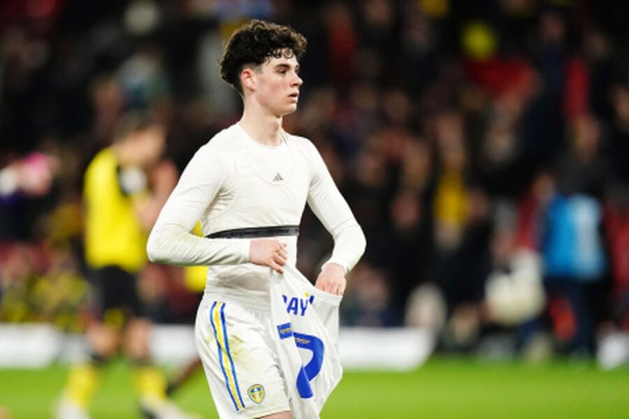 Bayern" monitors "Leeds United" talent situation.