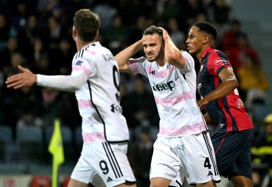 Juventus" snatched a point in the match against "Cagliari