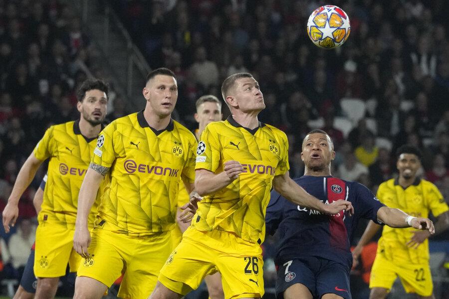 Once again PSG beats Borussia - Champions League final