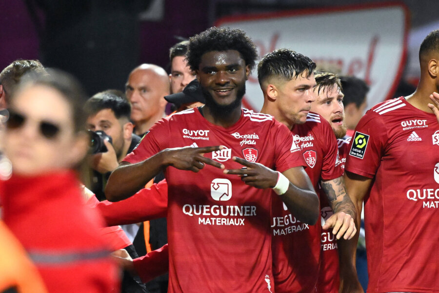 Stade Brest" is getting closer to reaching the UEFA Champions League group stage