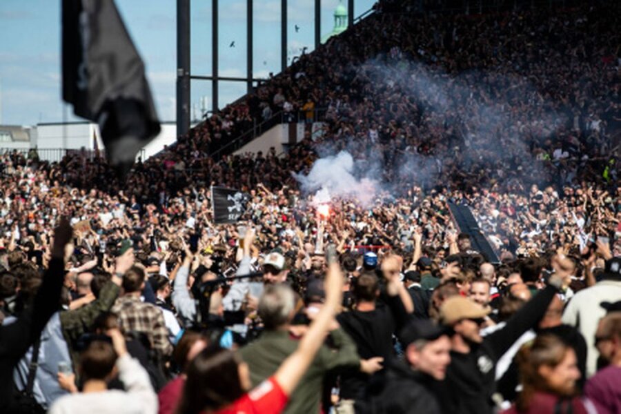 St. Pauli" returns to the Bundesliga after 14 years