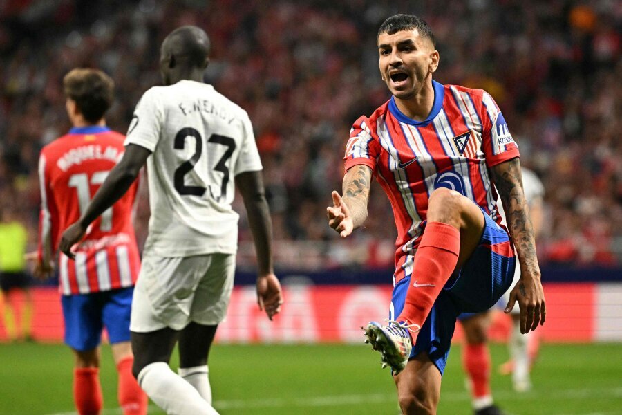 A. Correa's goal salvaged a point for the Atletico team in the Madrid derby.