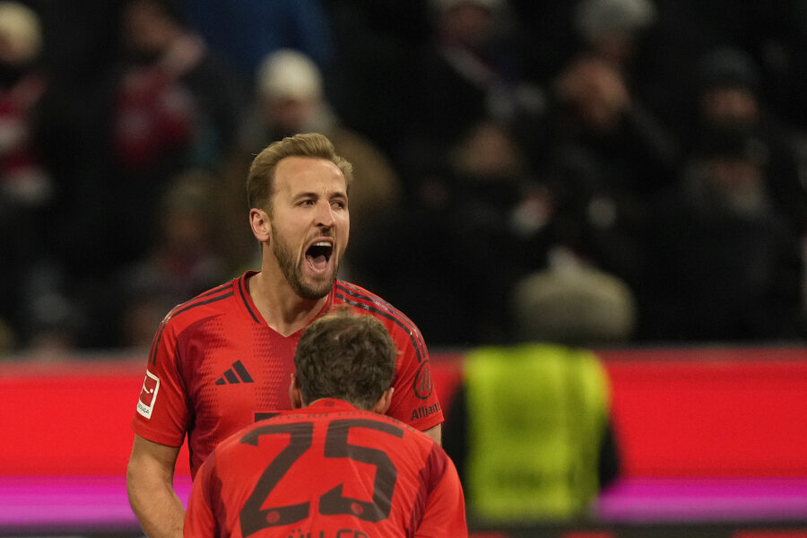 H. Kane's 'hat-trick' secured another victory for Bayern