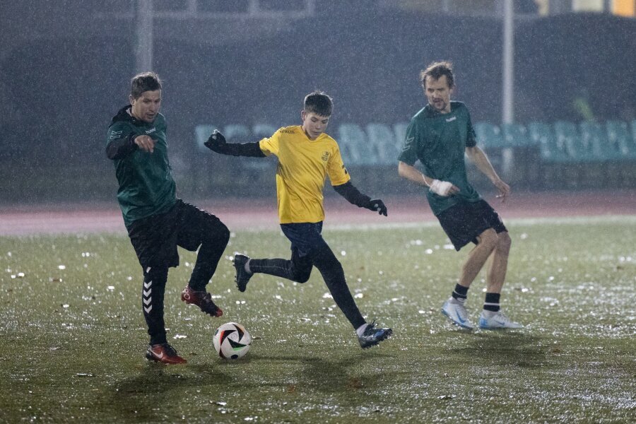 First stage of the third 'Football for All' championship – 12 teams