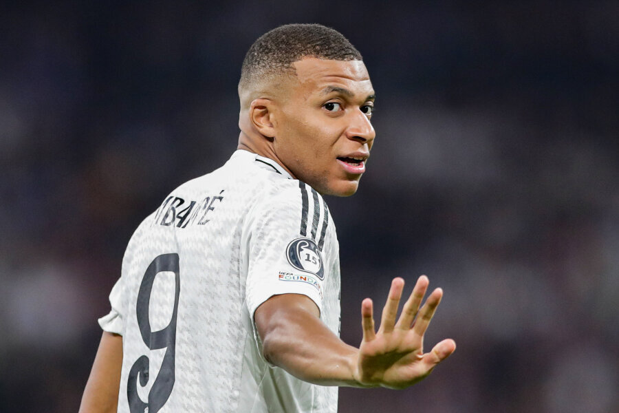 K. Mbappe – about five exceptional teammates