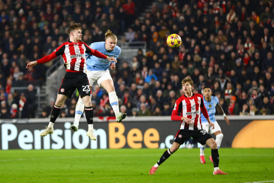 Man City couldn't hold the advantage against Brentford, Chelsea salvaged a draw.