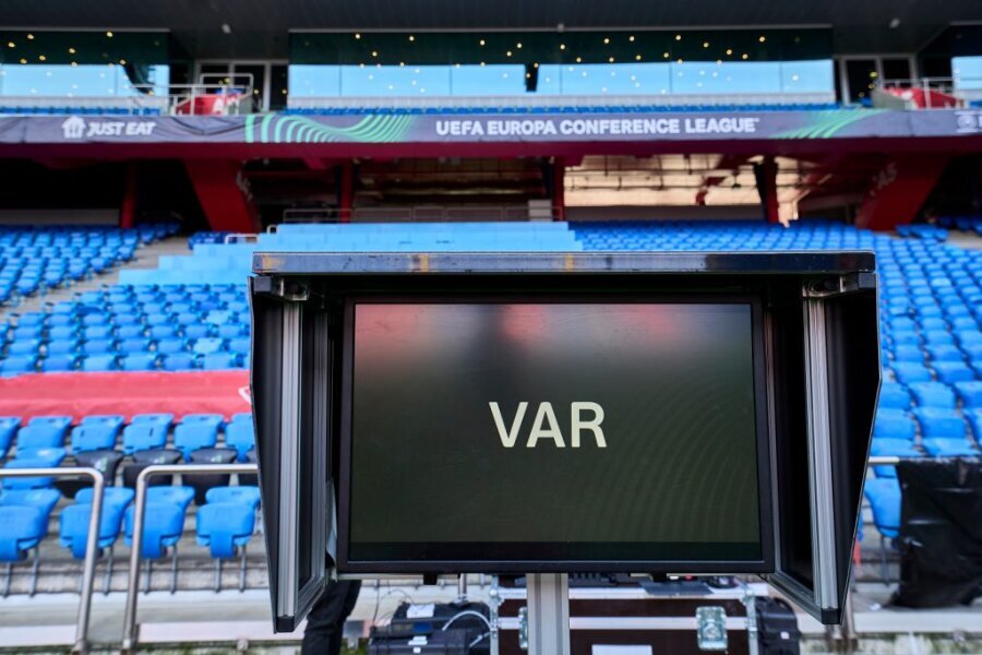 Norwegian clubs voted for the rejection of VAR