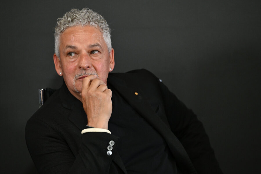 R. Baggio criticized TV football experts: 'I see colleagues who couldn't dribble.'