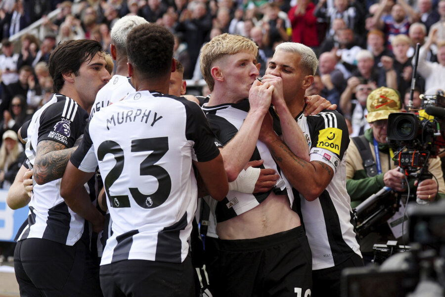 Newcastle United's victory lifted them to a Champions League position.