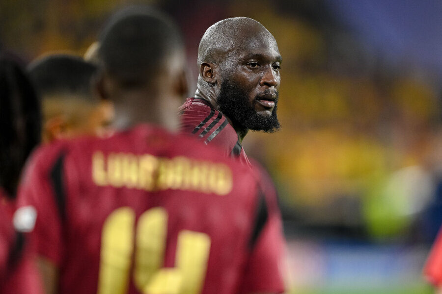 R. Lukaku's 'double' allowed Belgium to overcome Ukraine and achieve an important goal.